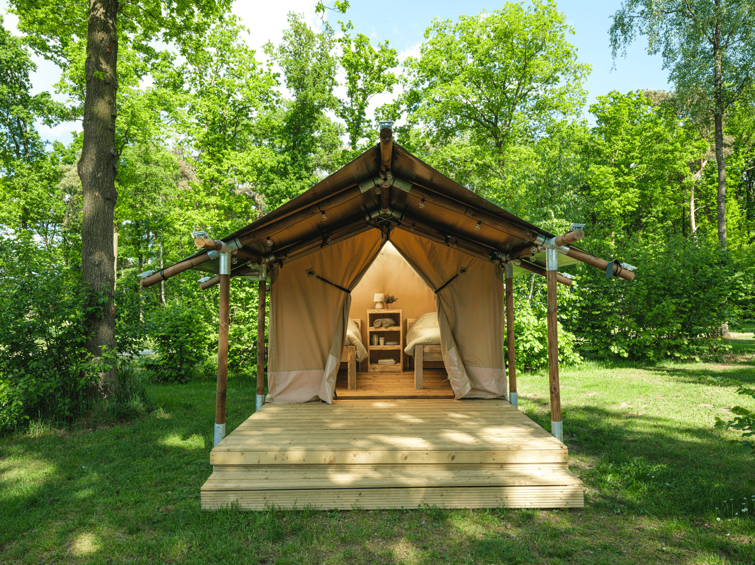 Wood Lodge Junior